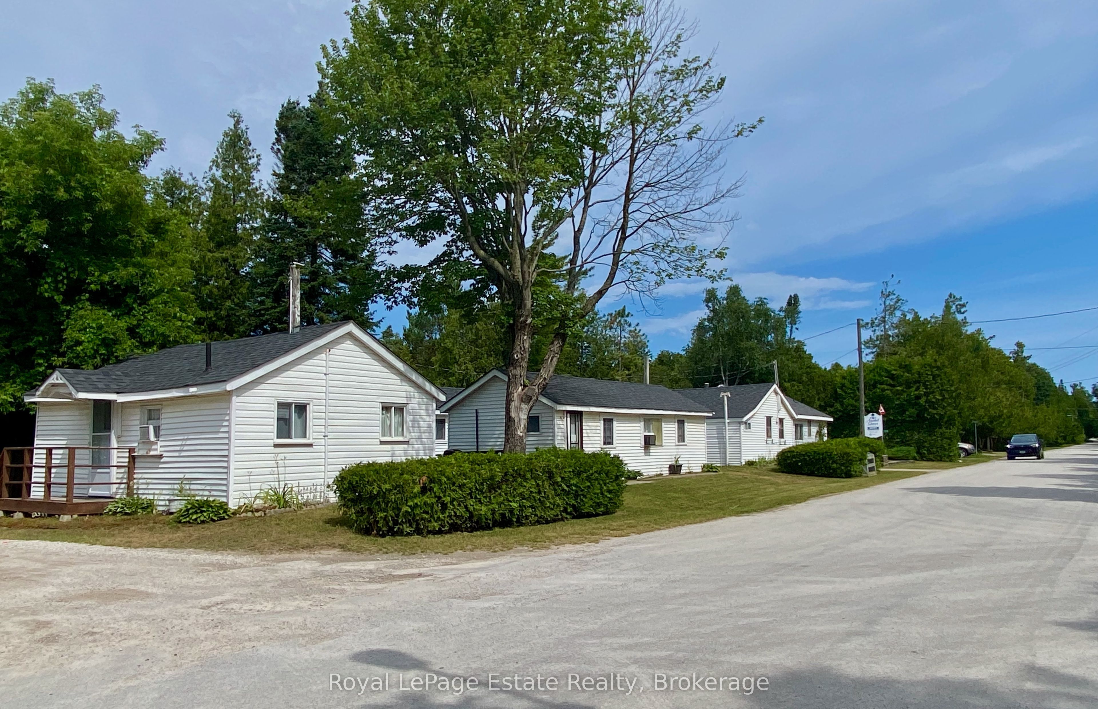 104 Third Avenue N Property Photo 1
