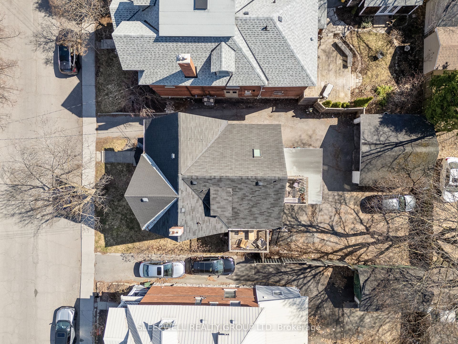 84 Fourth Avenue Property Photo 6