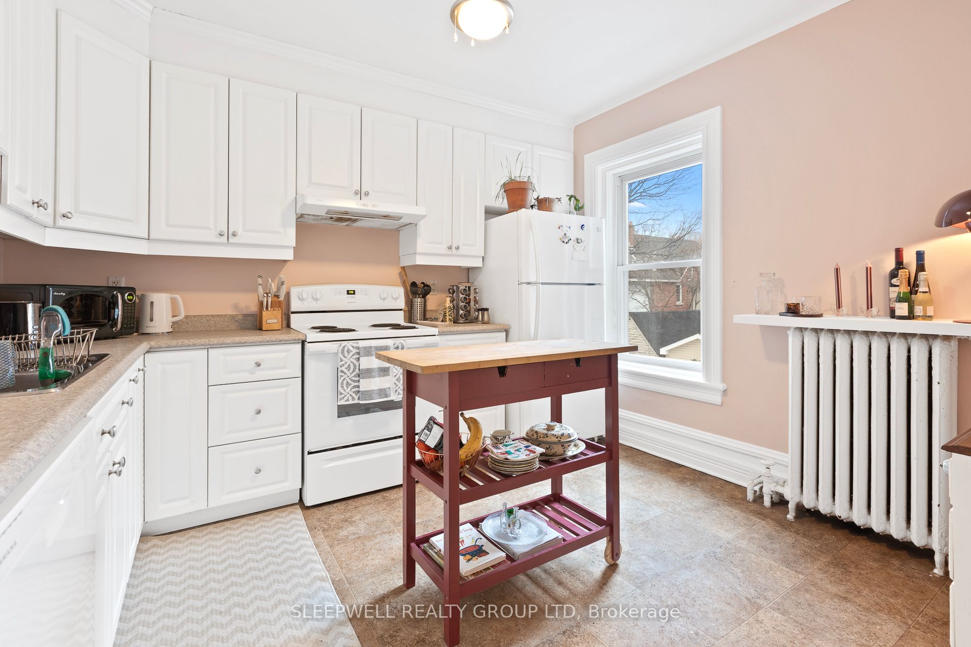 84 Fourth Avenue Property Photo 12
