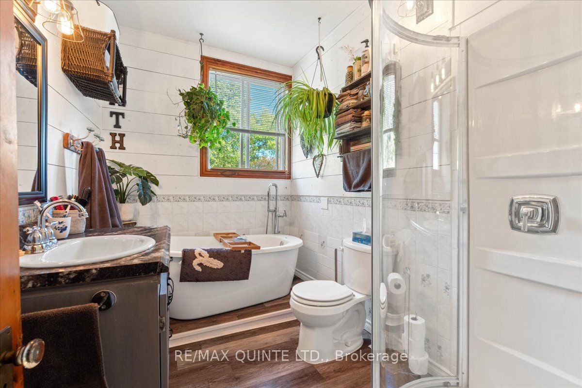 7763 Loyalist Parkway Property Photo 10