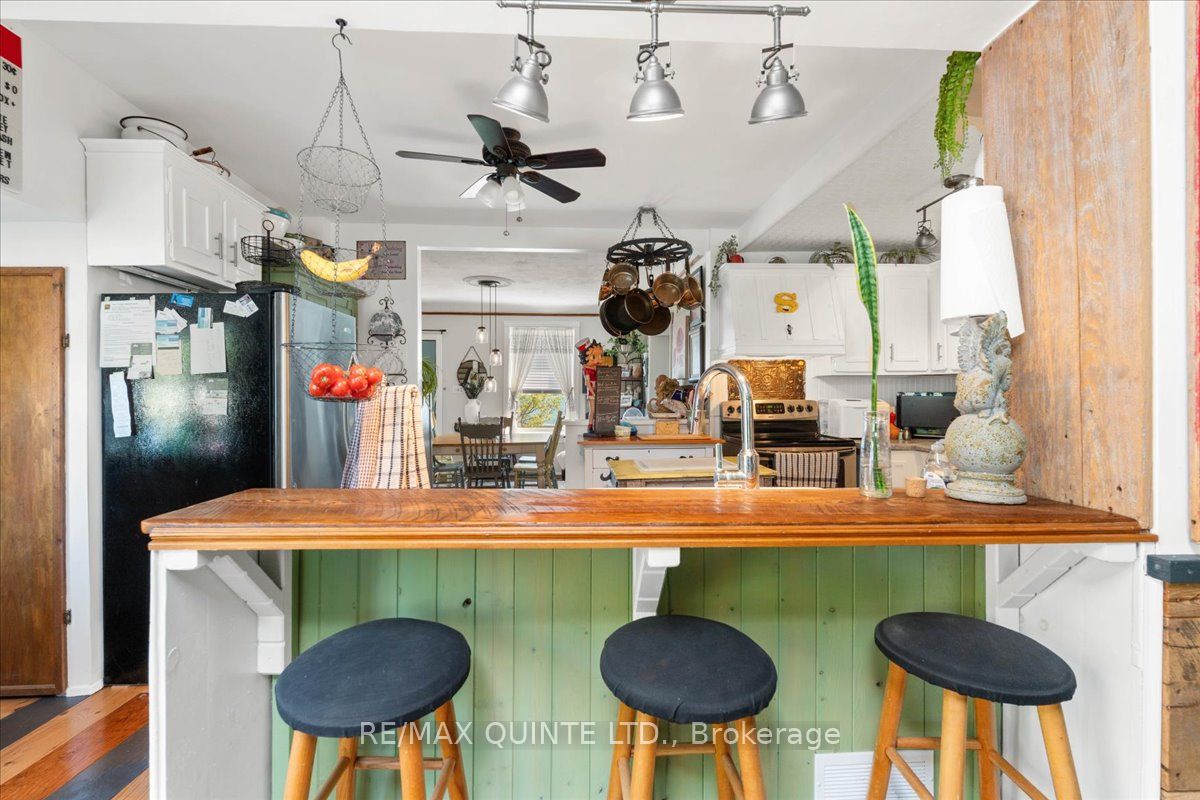 7763 Loyalist Parkway Property Photo 11