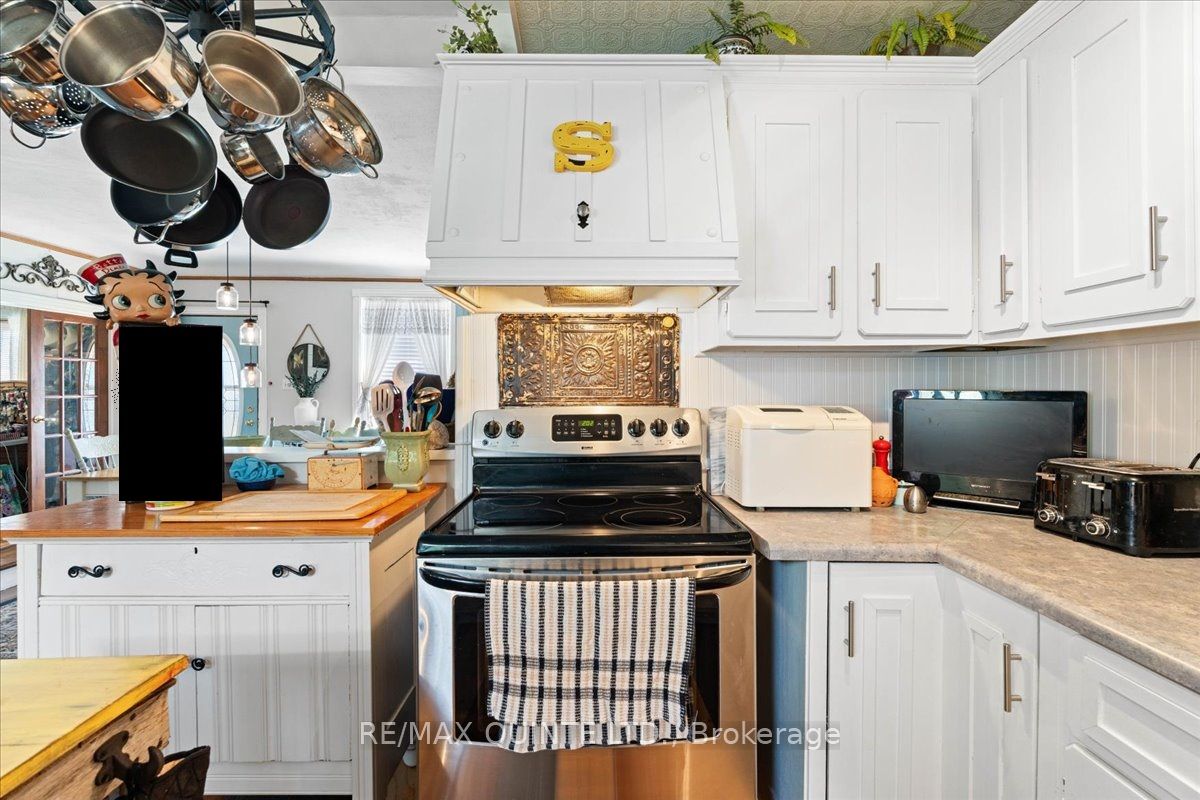 7763 Loyalist Parkway Property Photo 16