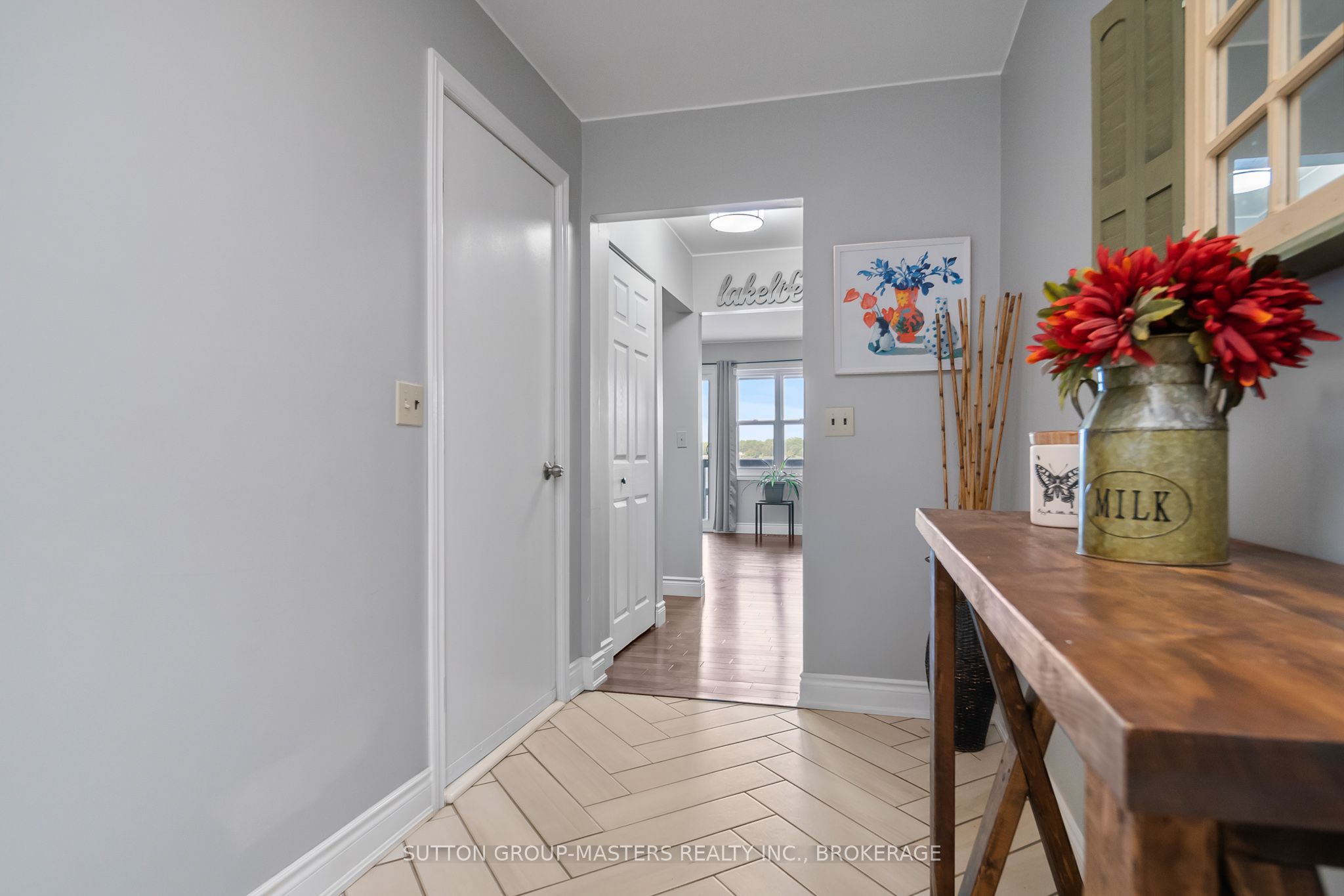 20b Oak Lane Property Photo 2