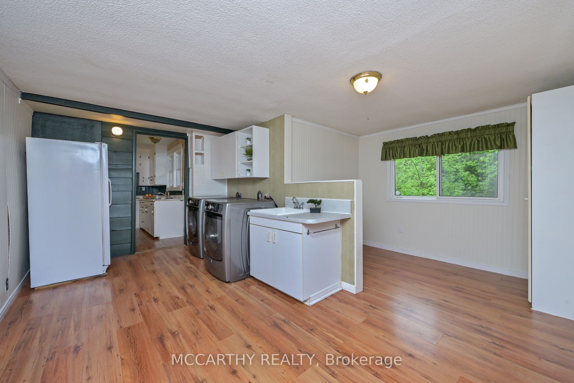 606095 River Road Property Photo 10