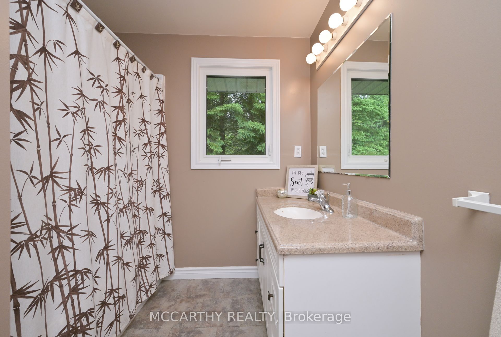 606095 River Road Property Photo 24