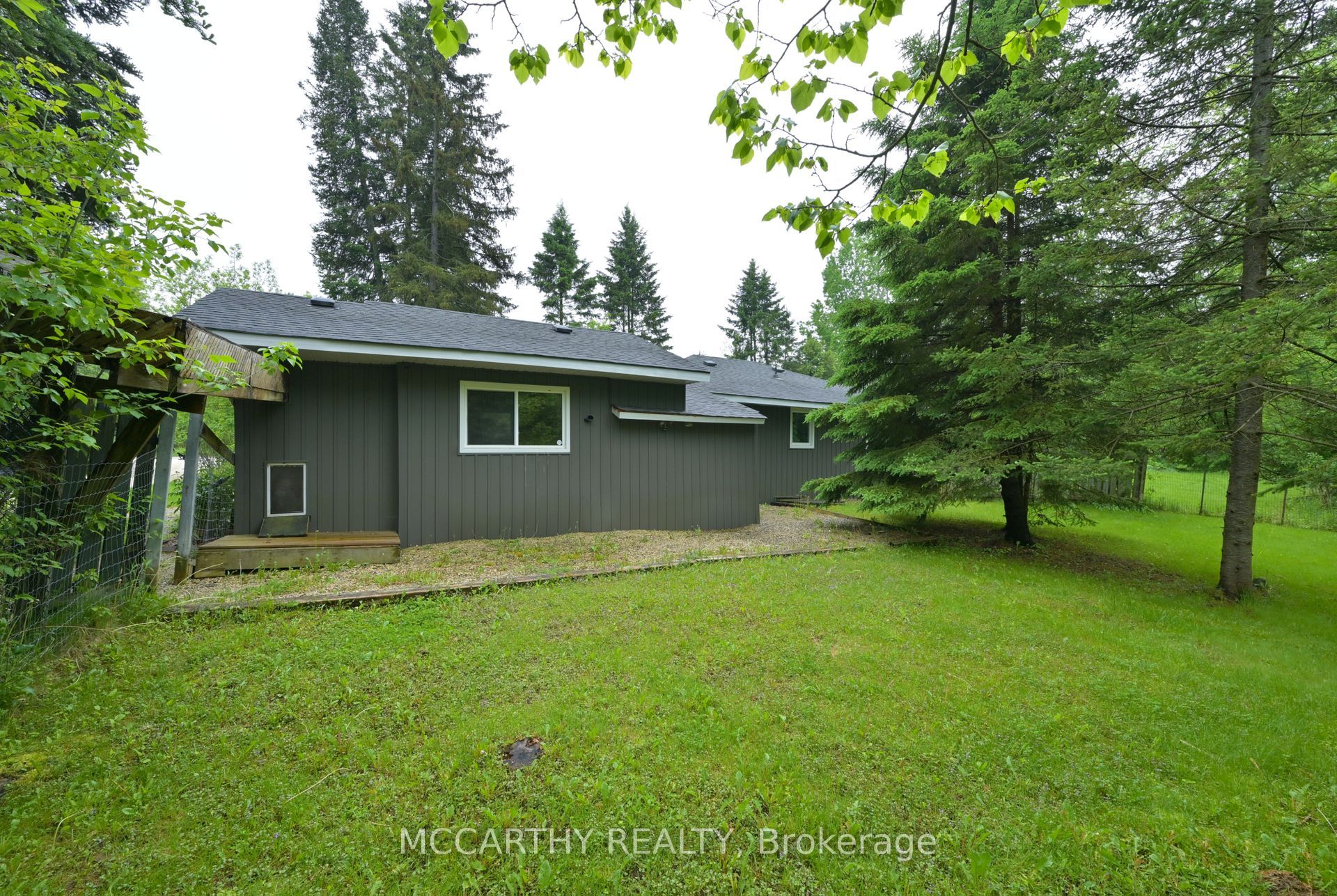 606095 River Road Property Photo 32
