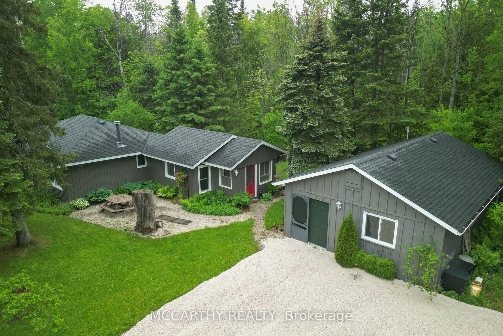 606095 River Road Property Photo 41