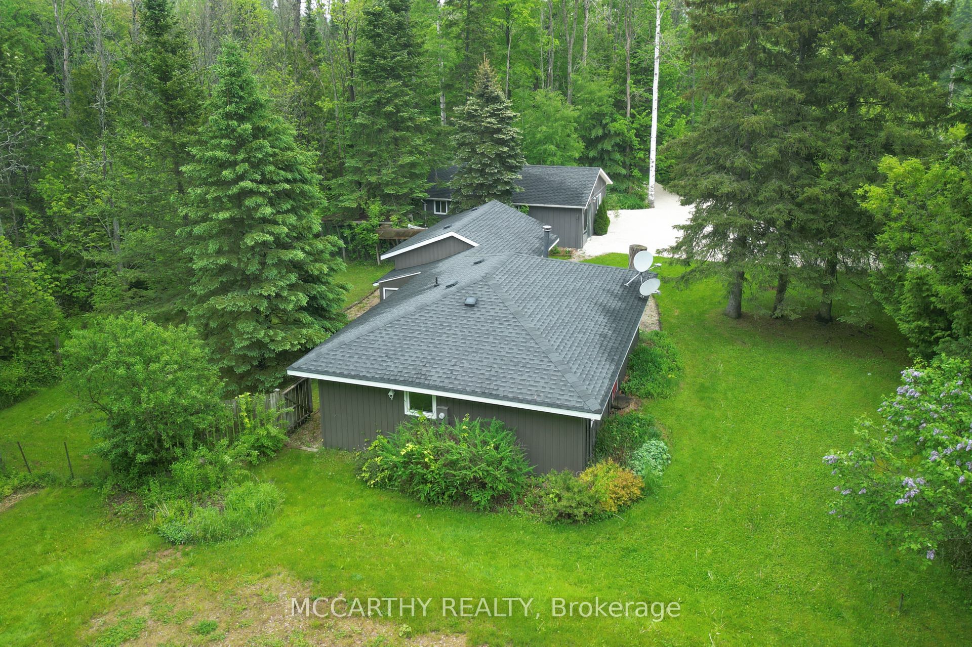 606095 River Road Property Photo 42