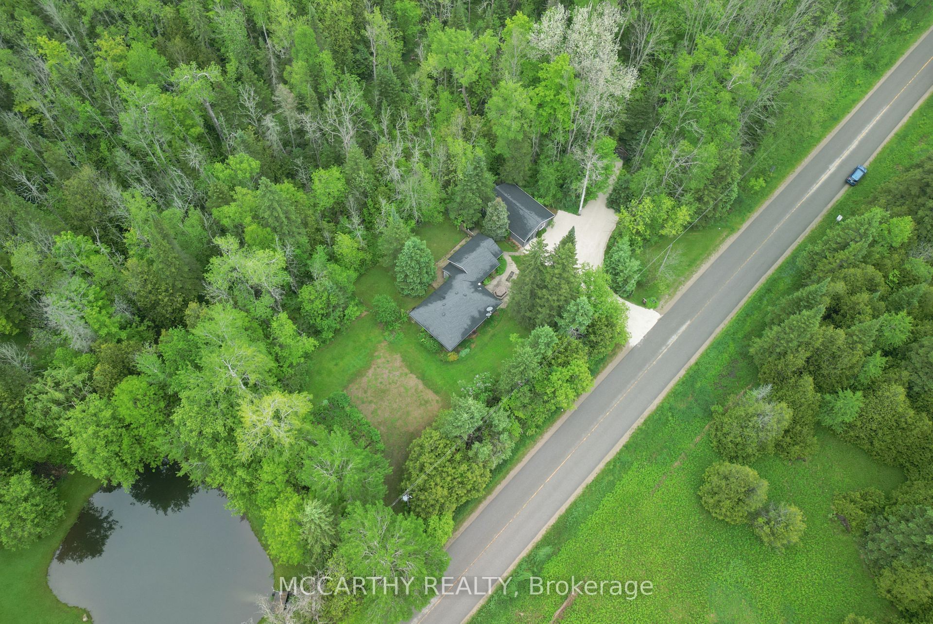 606095 River Road Property Photo 44