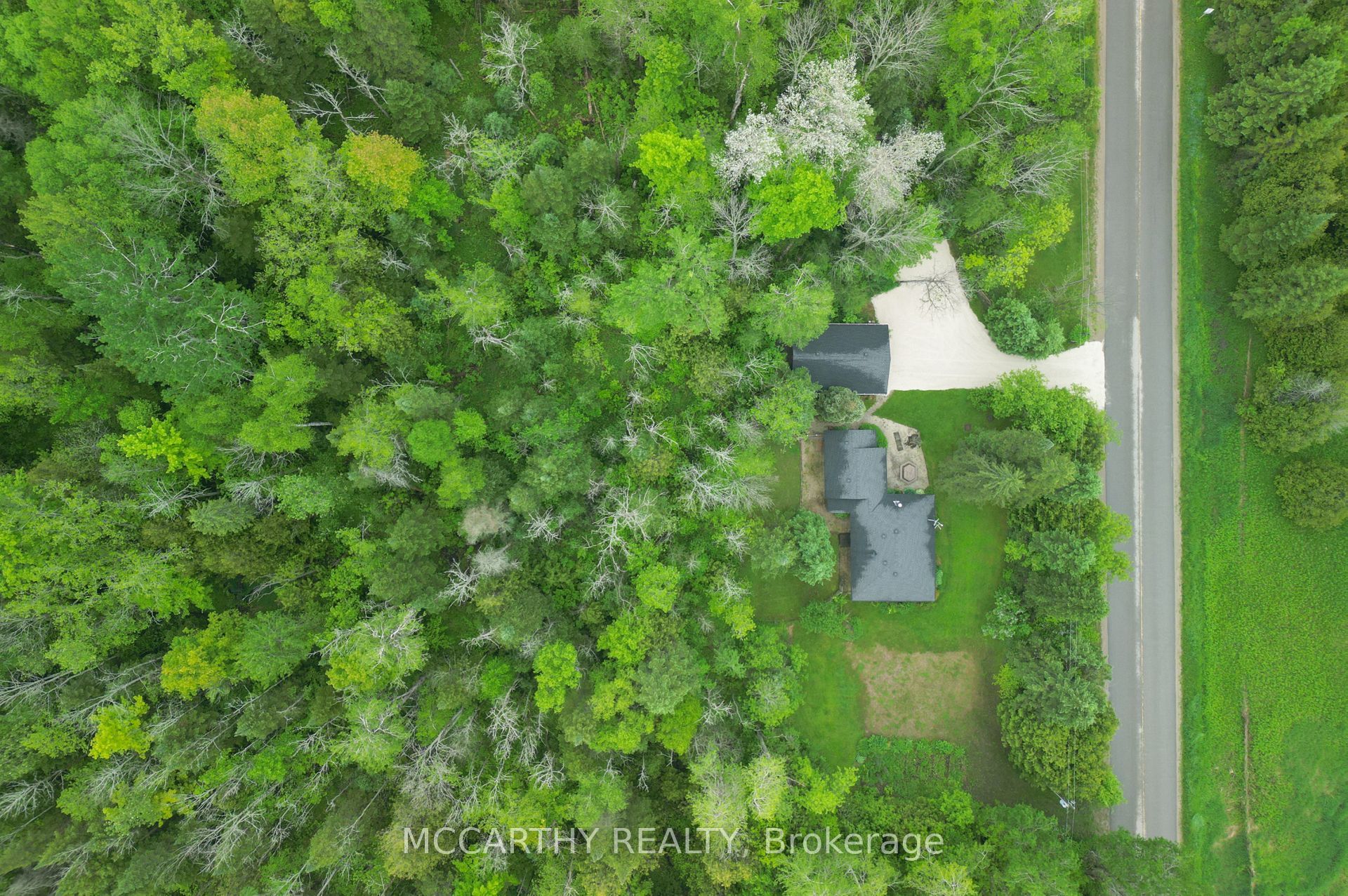 606095 River Road Property Photo 45
