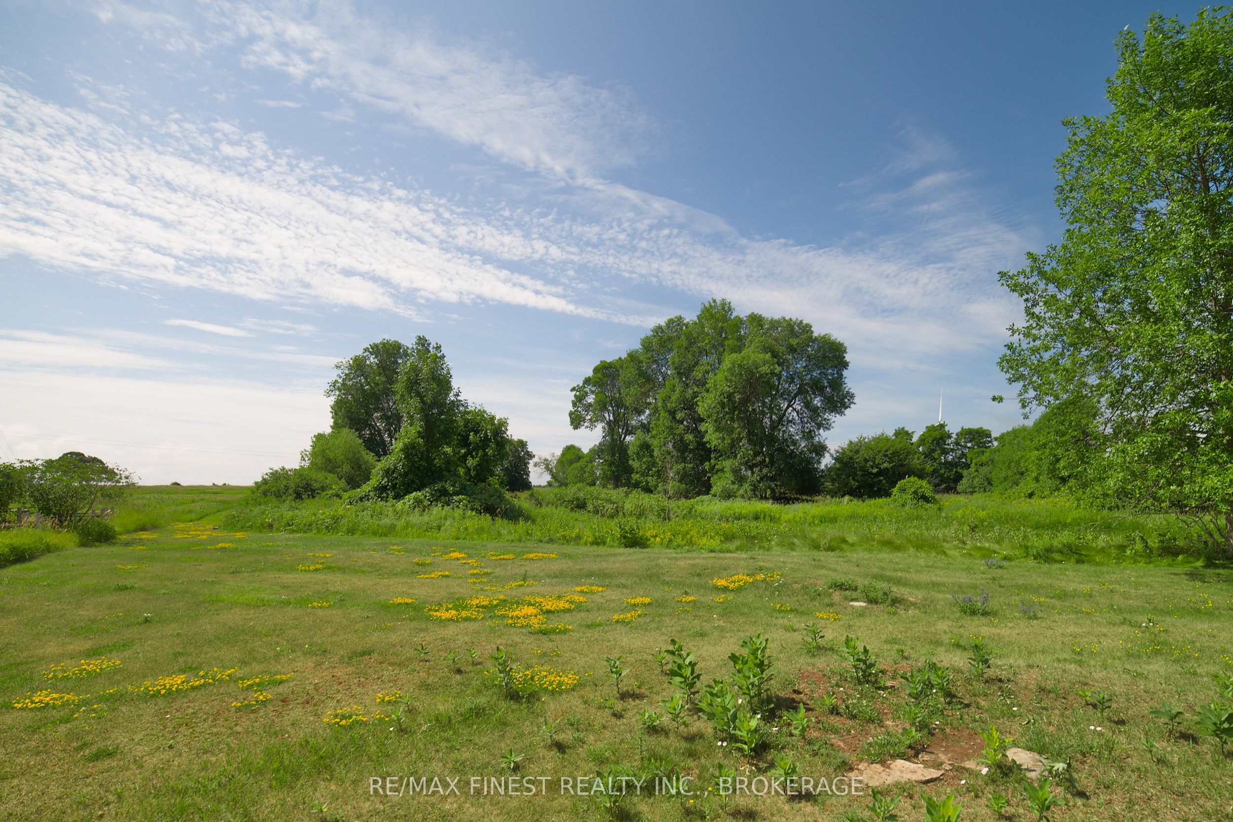10 Front Road Property Photo 40