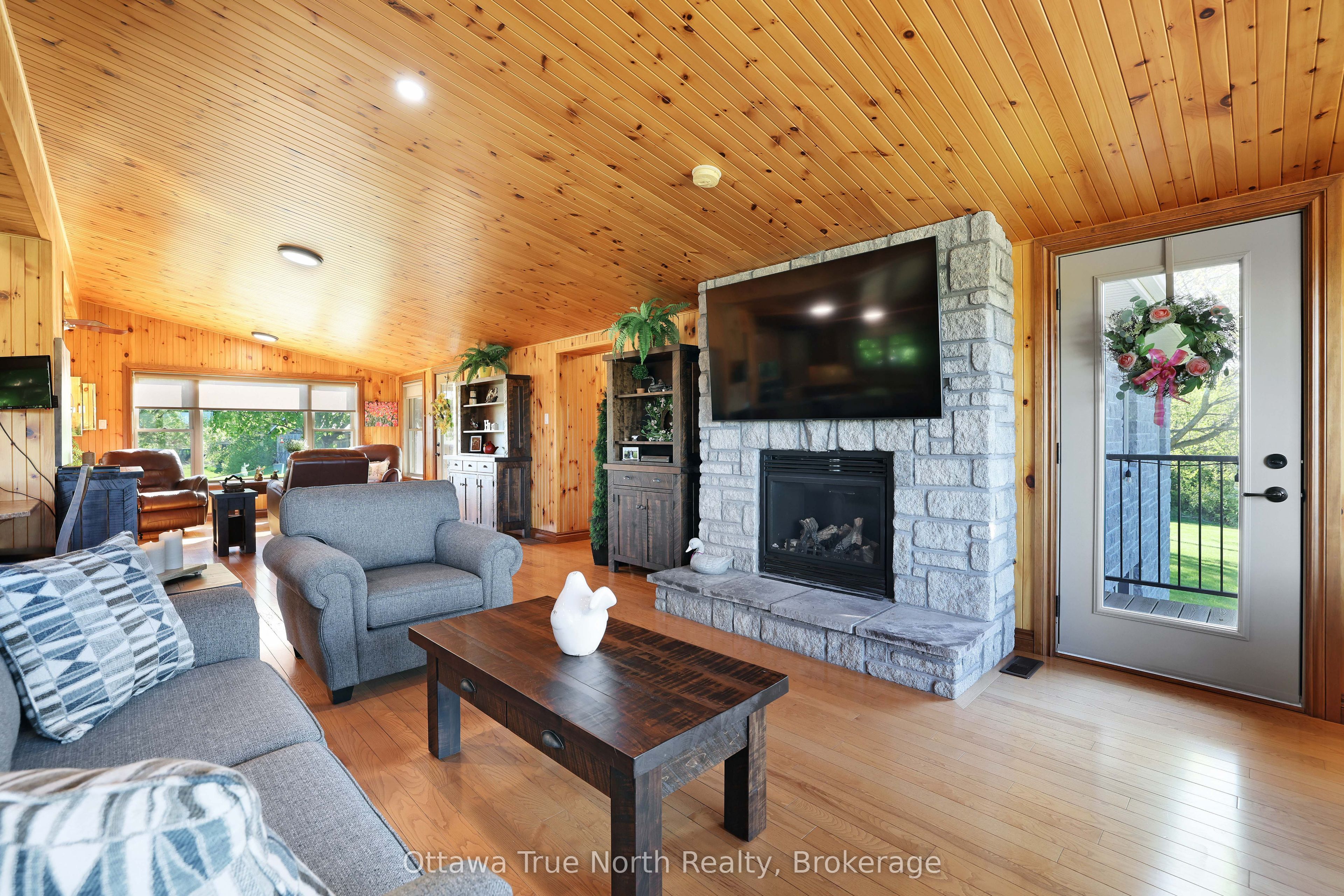 3376 Burnstown Road Property Photo 16