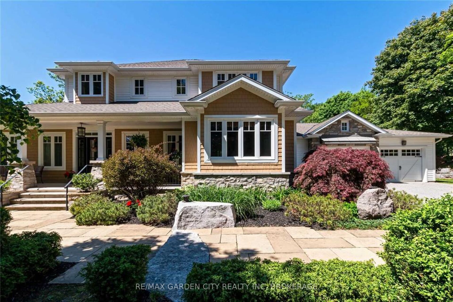 273 Canboro Road Property Photo 2