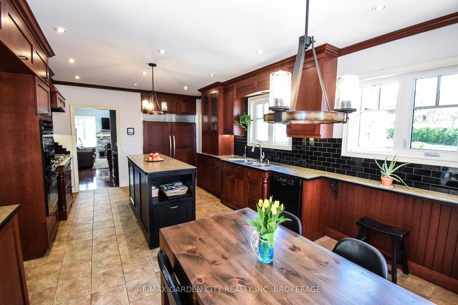 273 Canboro Road Property Photo 15