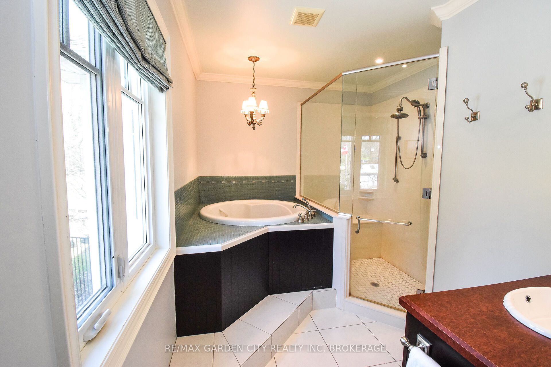 273 Canboro Road Property Photo 23