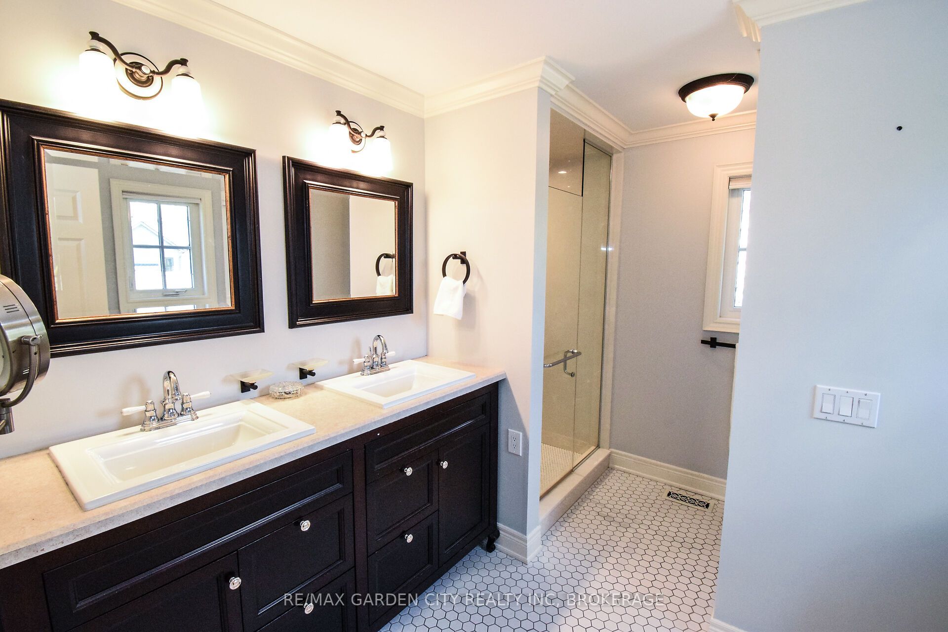 273 Canboro Road Property Photo 27