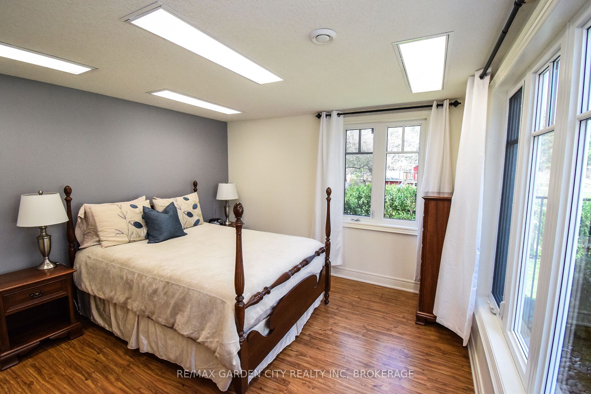273 Canboro Road Property Photo 33