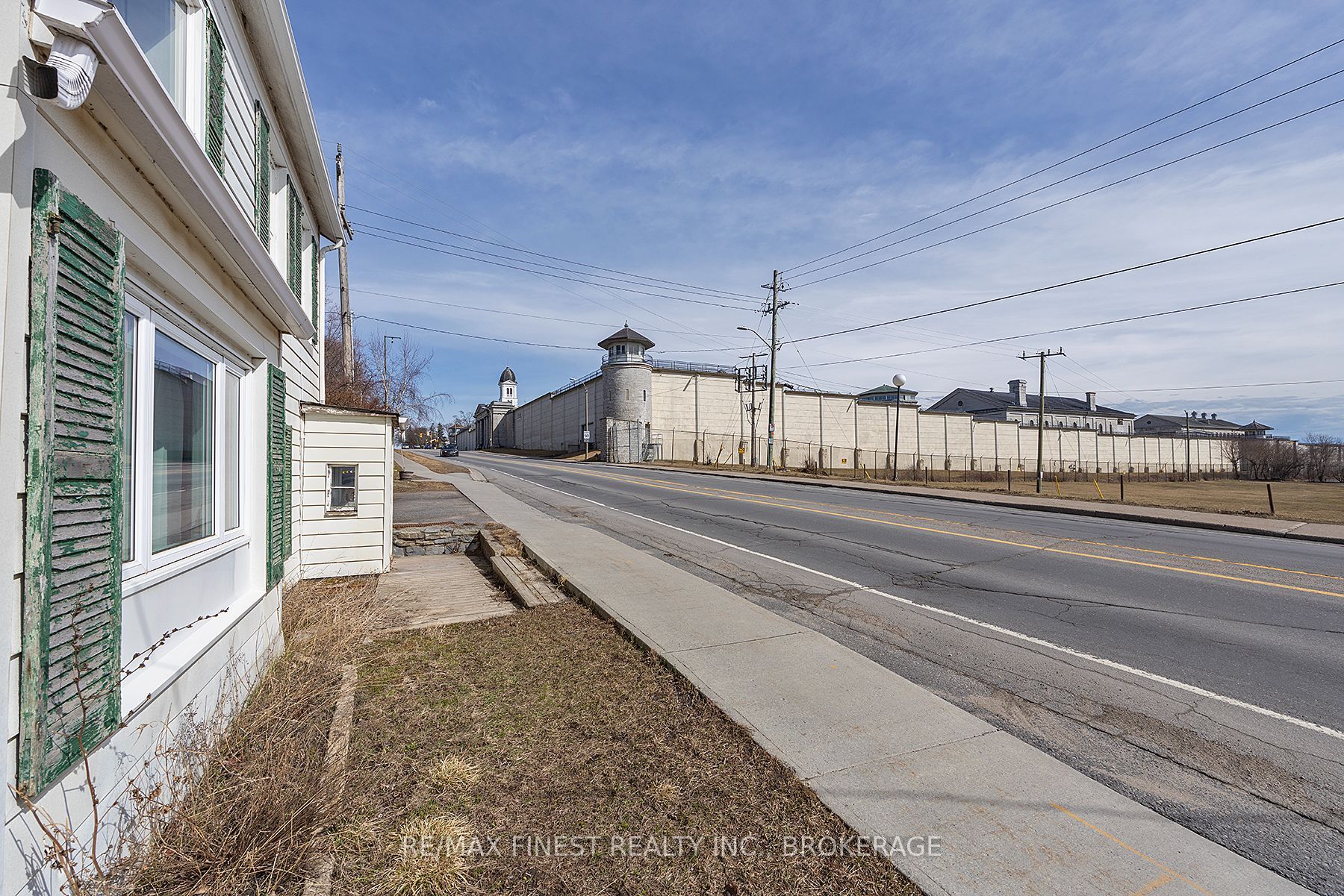 589 King Street W Property Photo 29