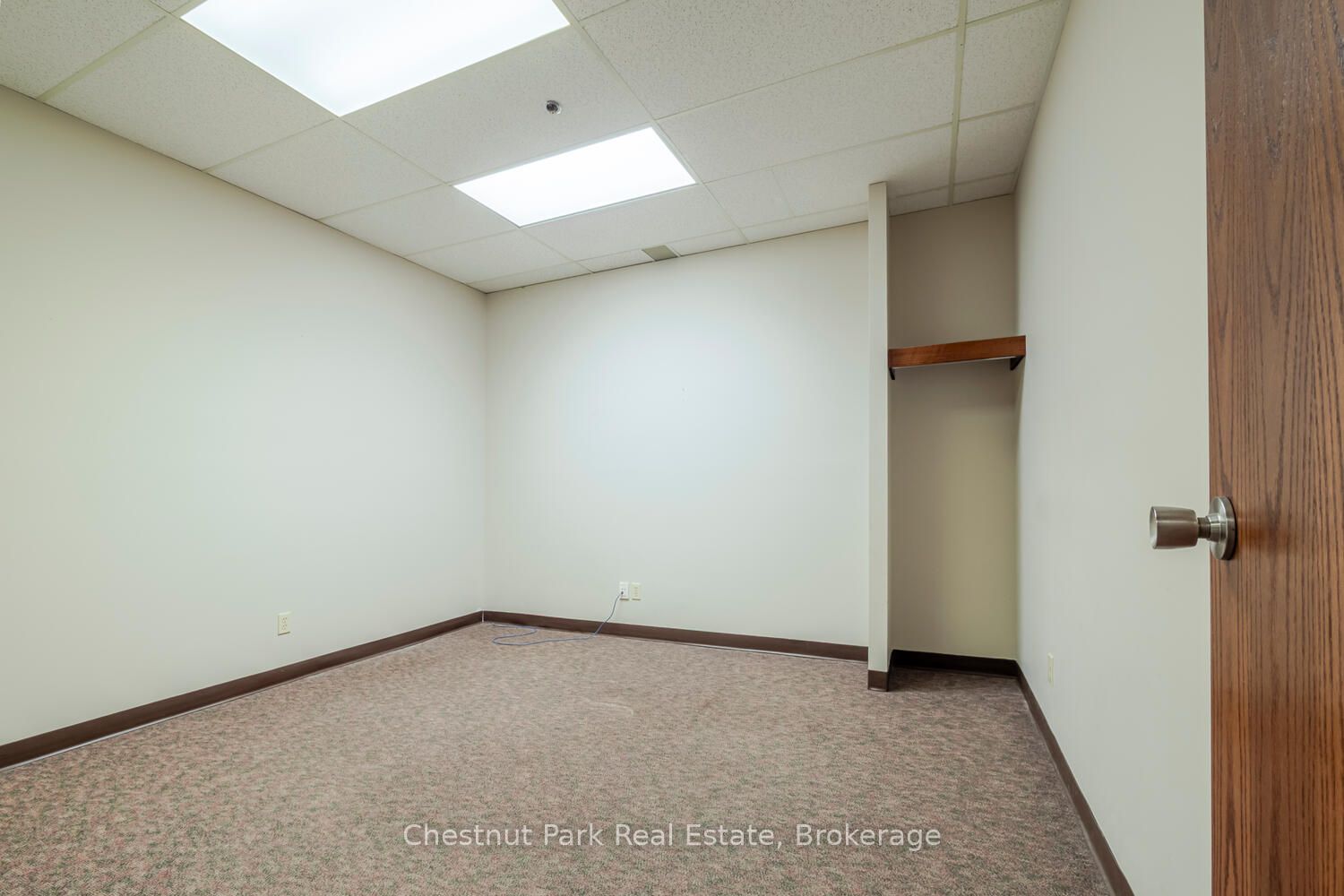 945 3rd Avenue E 1 Property Photo 6
