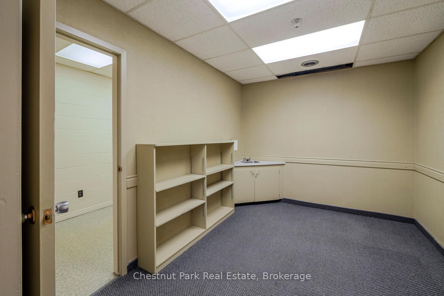 945 3rd Avenue E 10 Property Photo 8