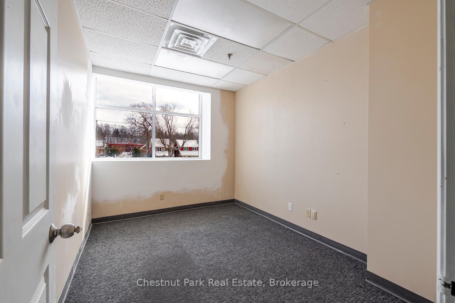 945 3rd Avenue E 212b Property Photo 5