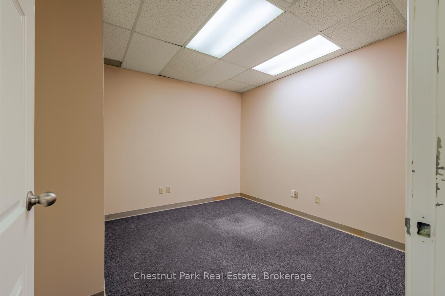 945 3rd Avenue E 212b Property Photo 6