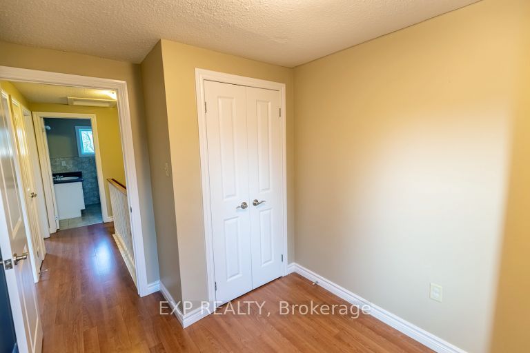 7591 Scholfield Road 7 Property Photo 4