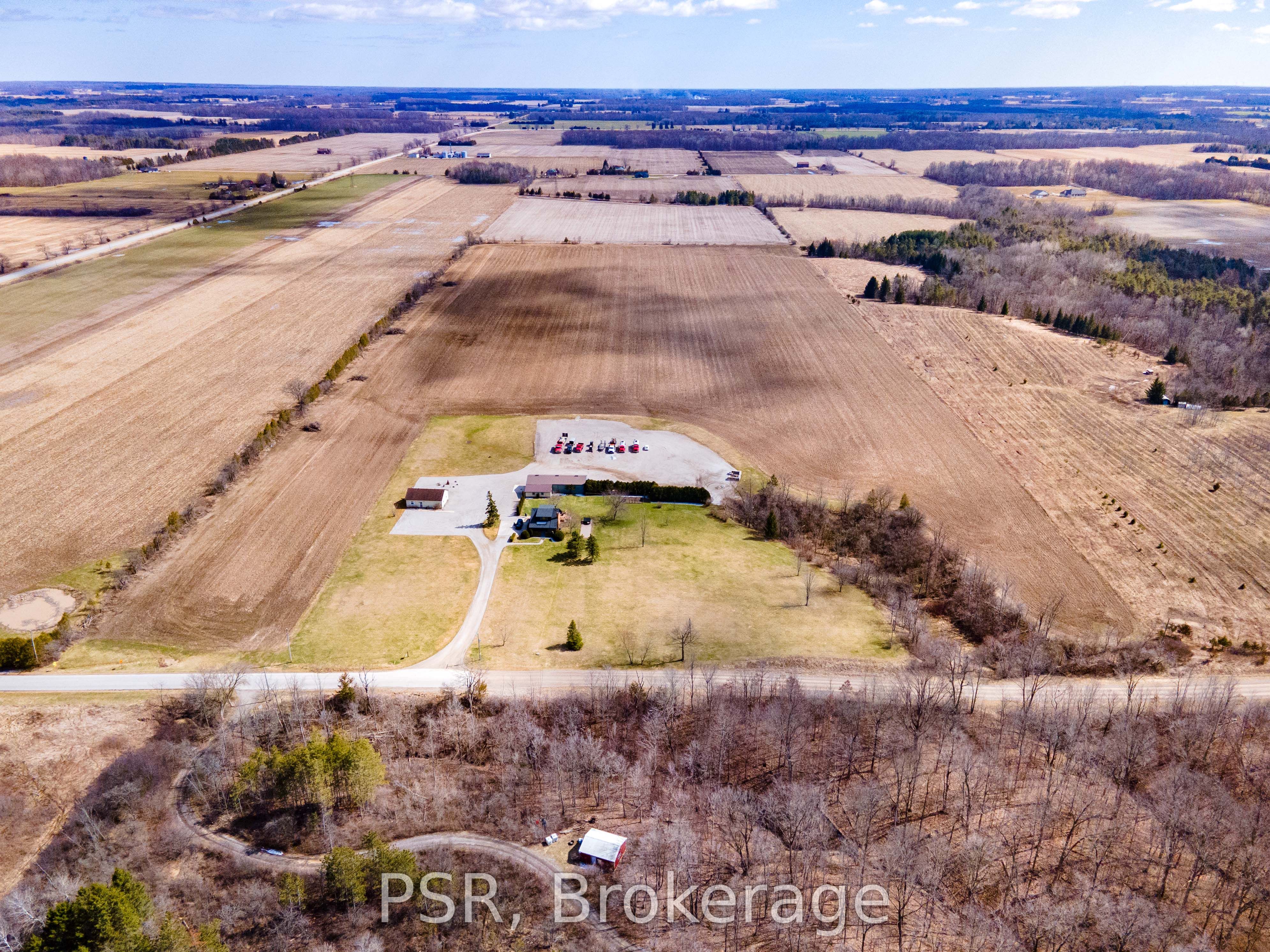 23247 Beattie Line Property Photo 1