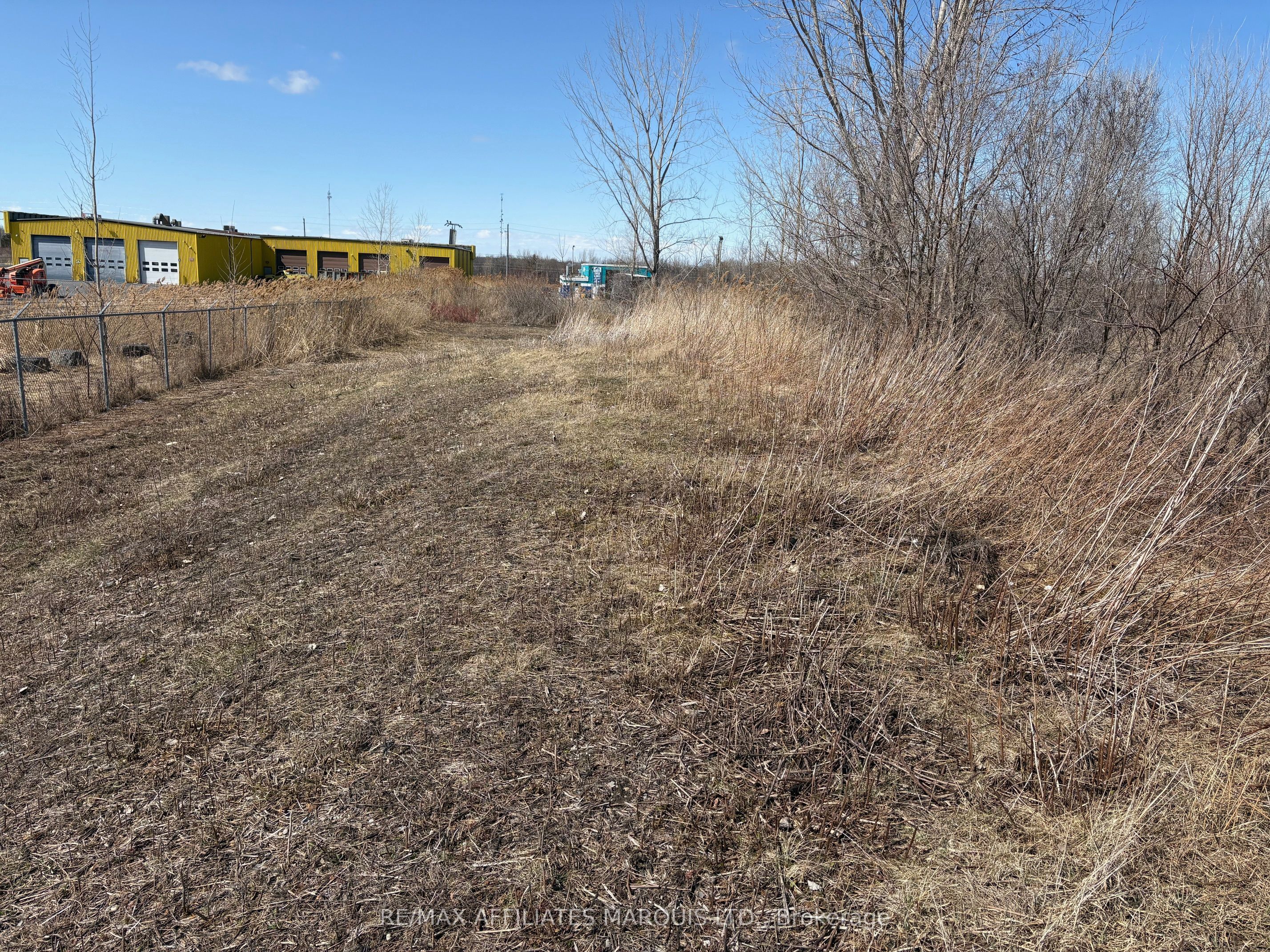 820 Tollgate Road E Property Photo 8