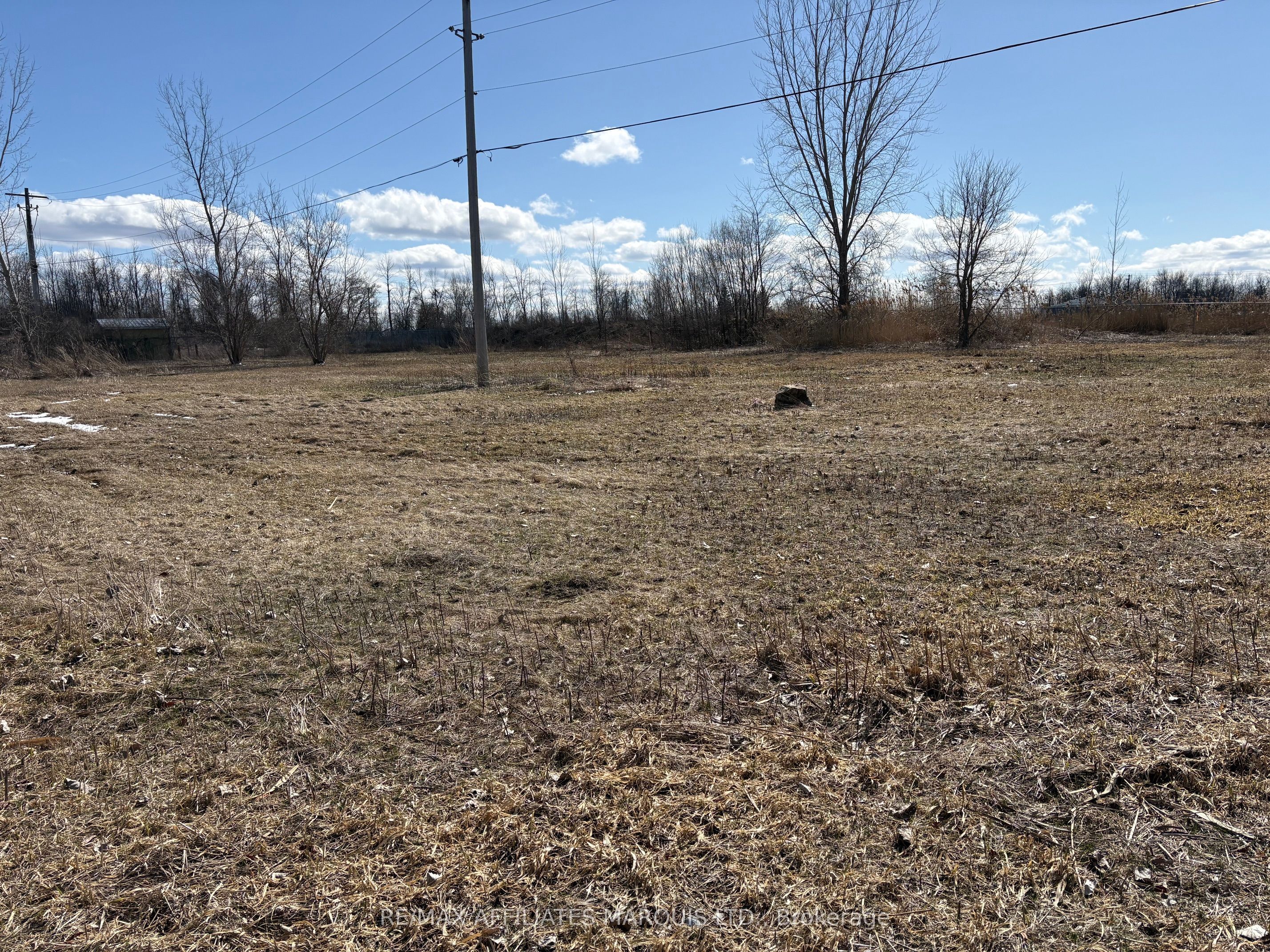 820 Tollgate Road E Property Photo 13