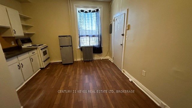25-33 King Street E Property Photo 9
