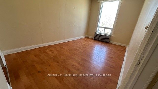25-33 King Street E Property Photo 22