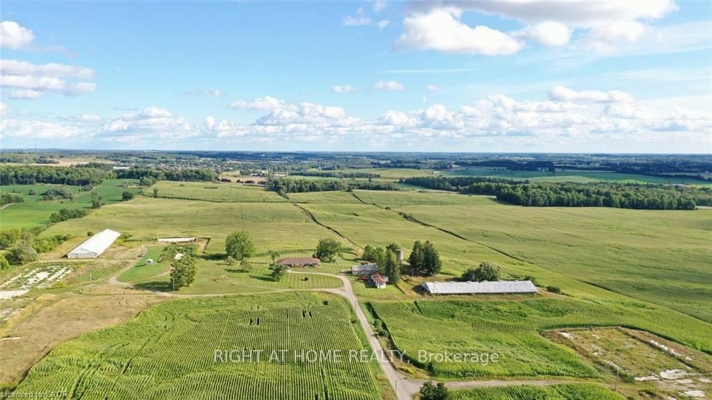 2265 Snyders Road E Property Photo 6