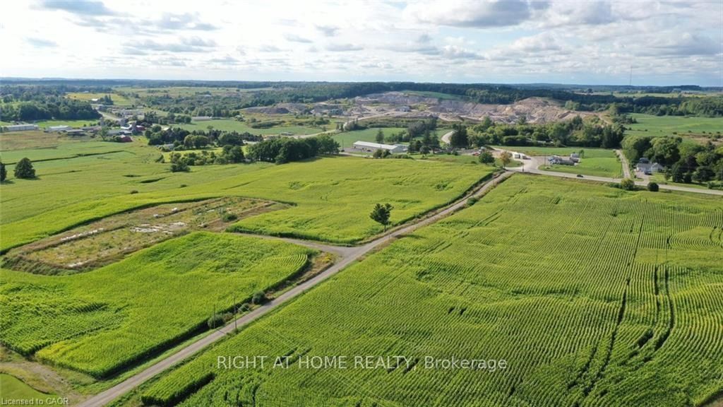 2265 Snyders Road E Property Photo 11