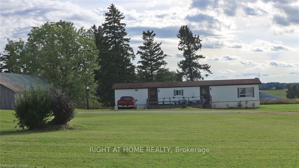2265 Snyders Road E Property Photo 22
