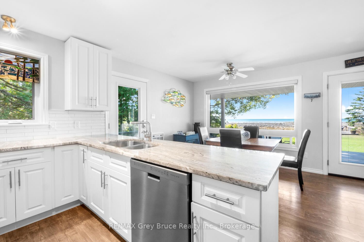 1208 Sunset Drive Property Photo 14
