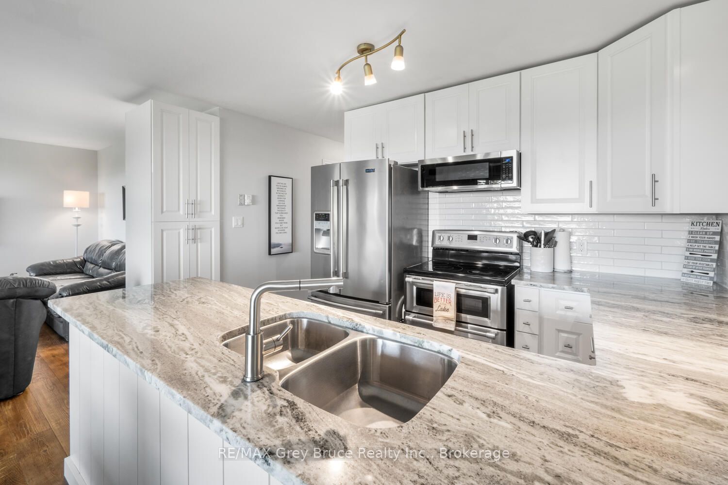 1208 Sunset Drive Property Photo 15