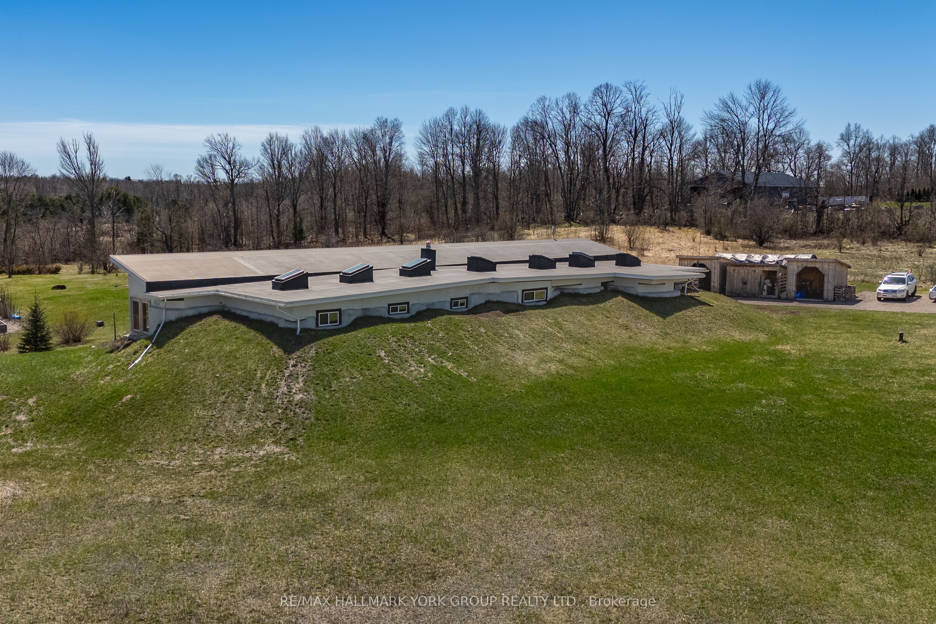 1375 Queensborough Road Property Photo 5