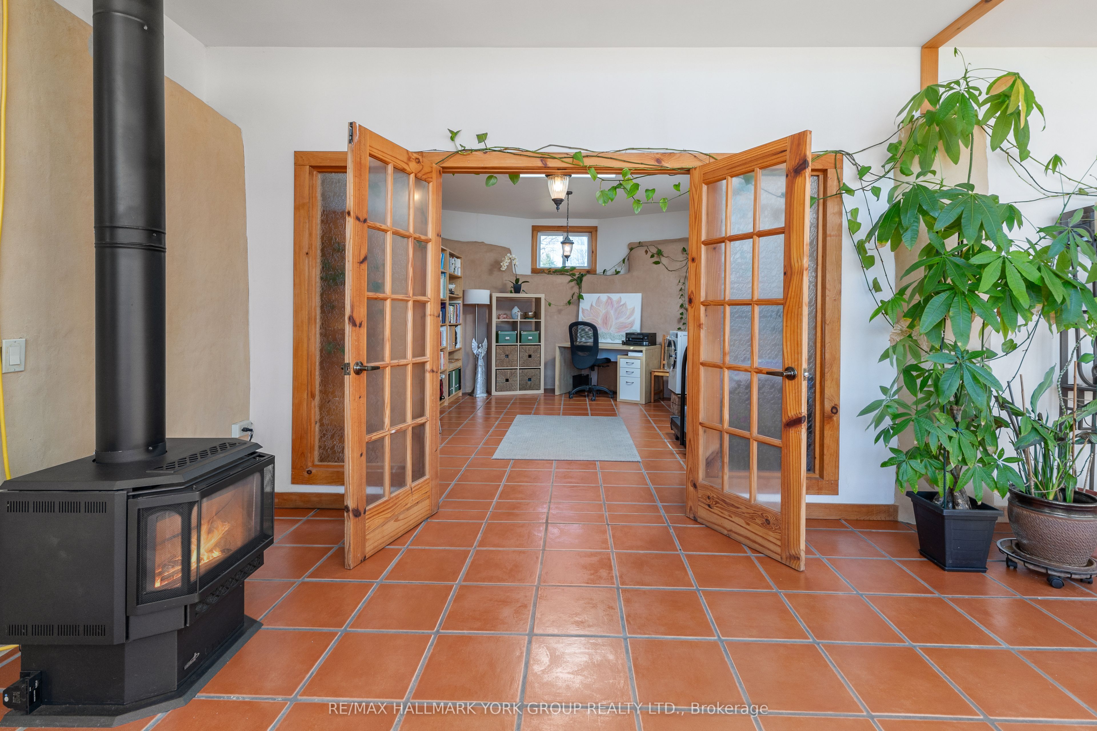1375 Queensborough Road Property Photo 15