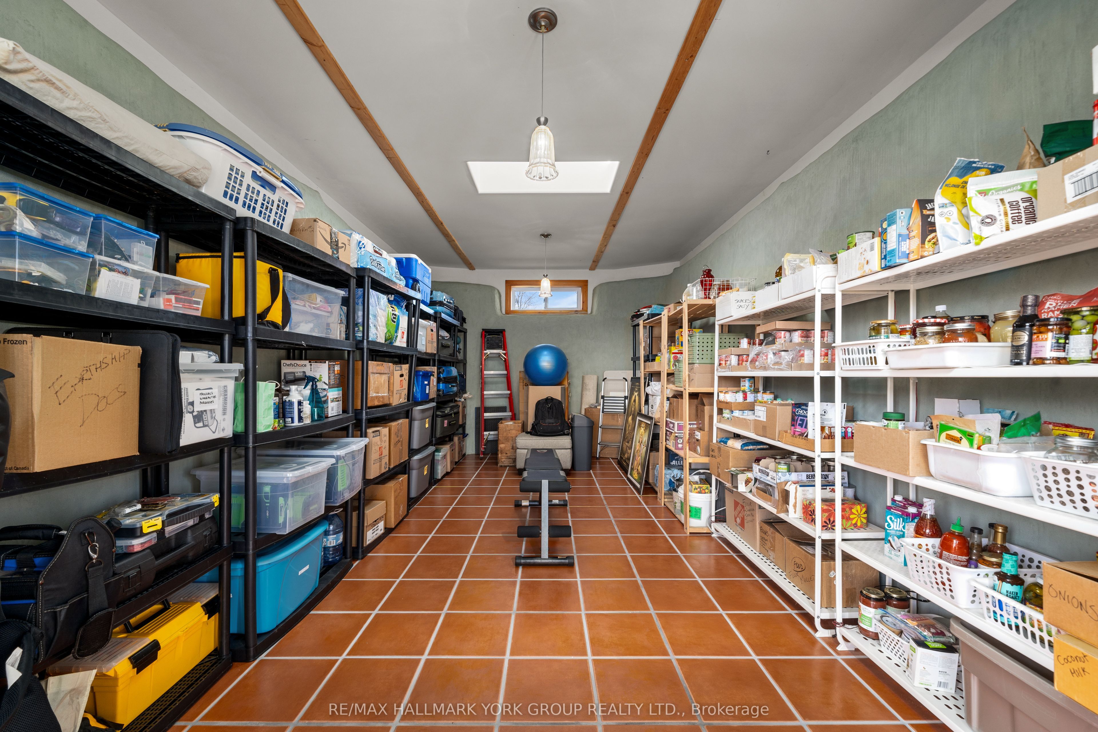 1375 Queensborough Road Property Photo 16
