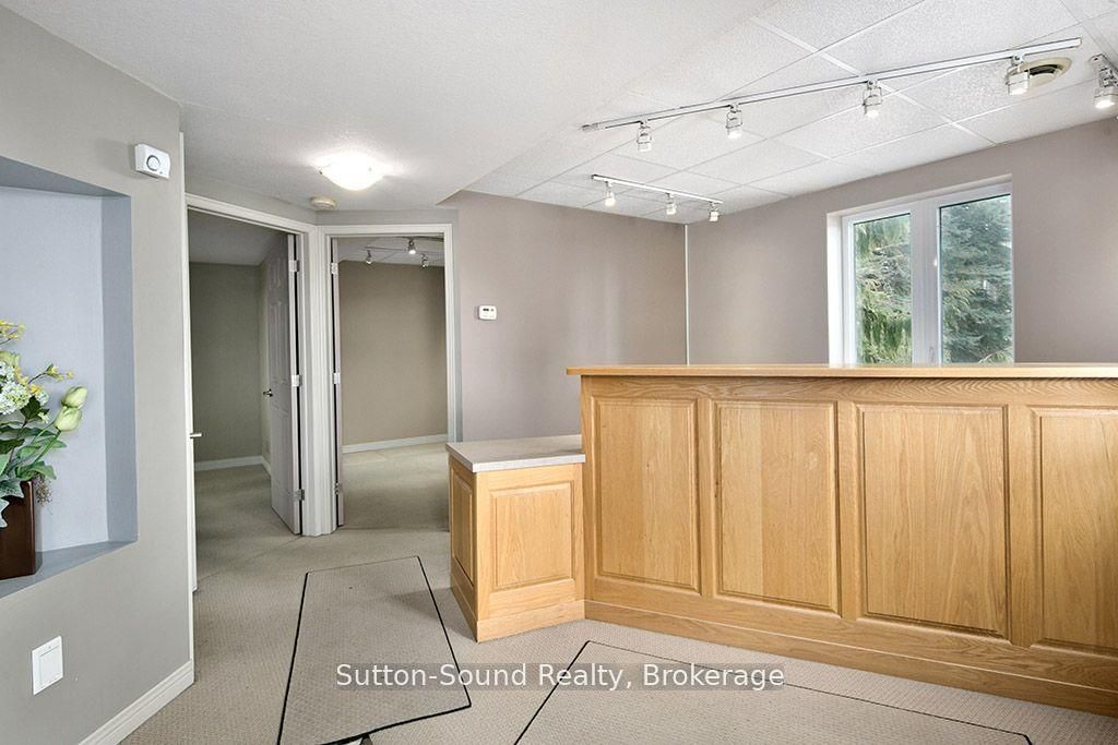 660 Main Street Property Photo 12