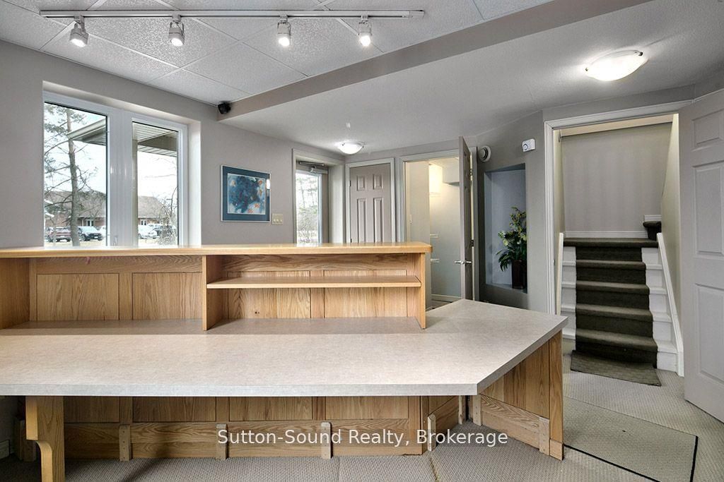 660 Main Street Property Photo 18