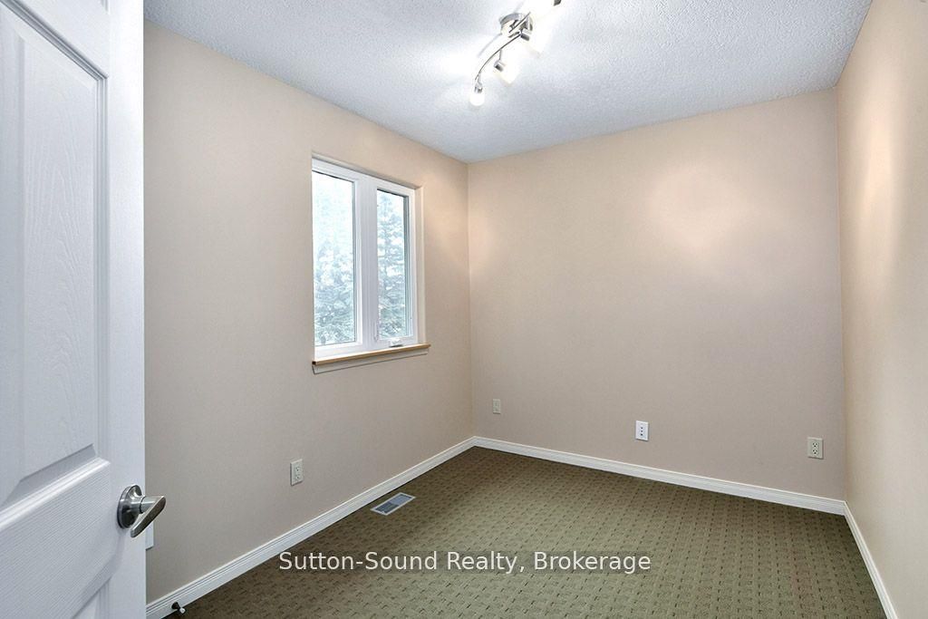 660 Main Street Property Photo 22