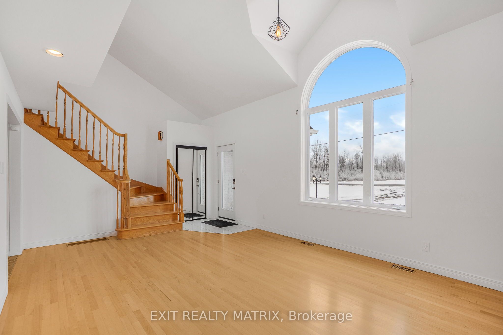 1650 Gourley Road Property Photo 5