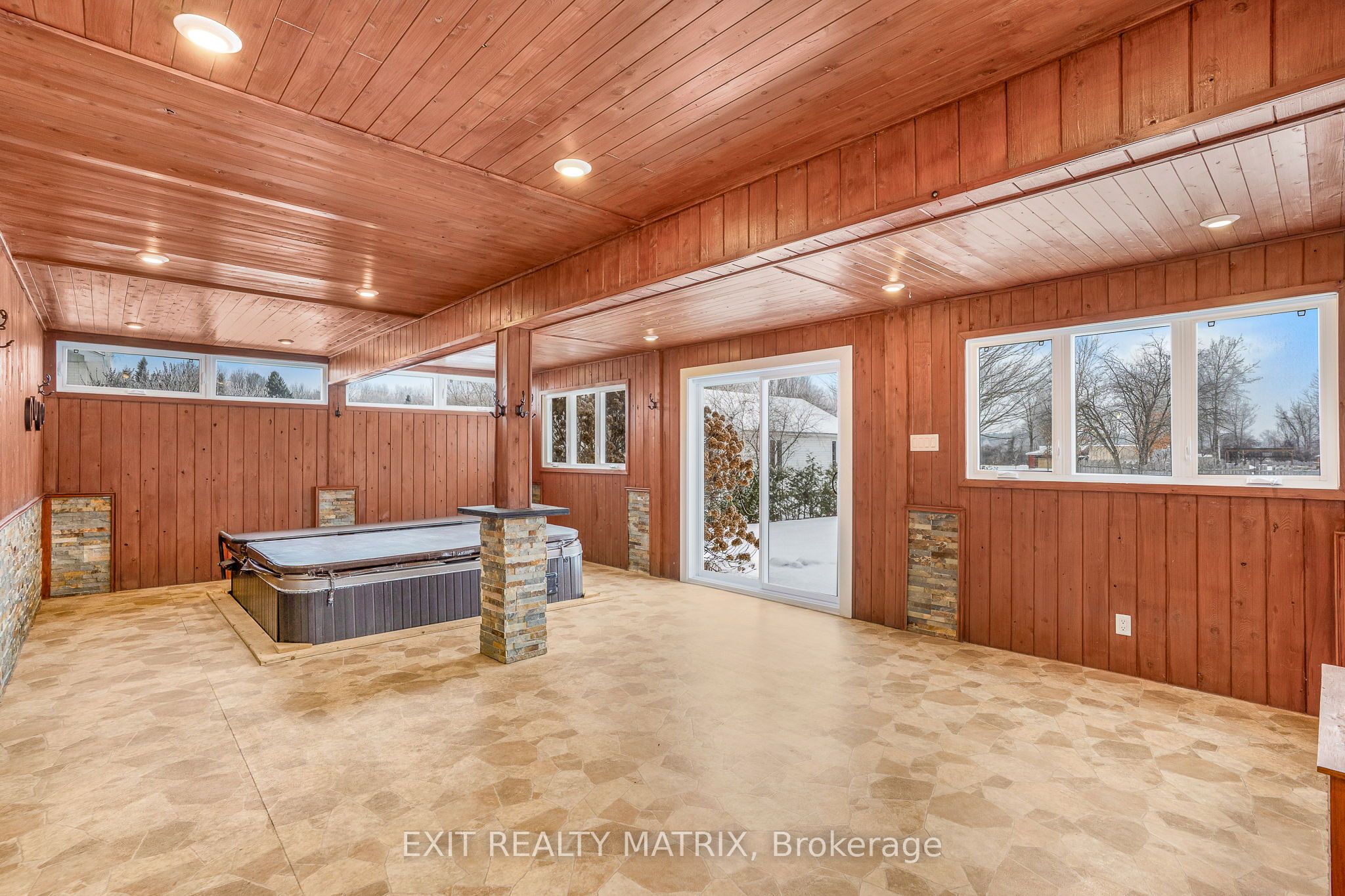 1650 Gourley Road Property Photo 16