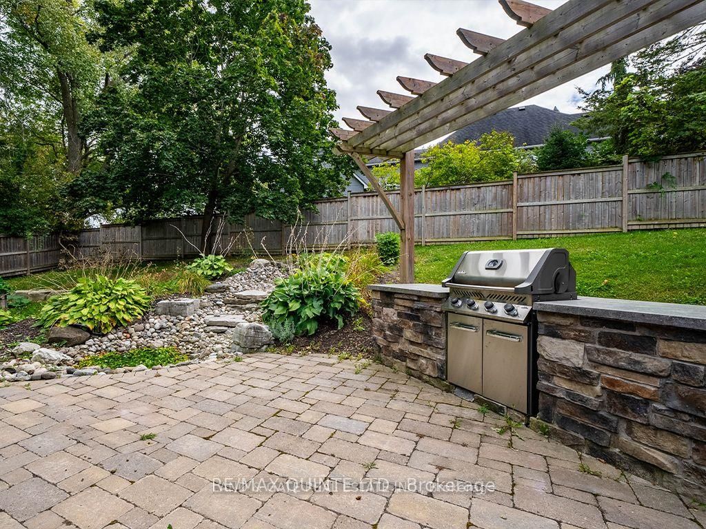 14 Eastern Avenue Property Photo 37