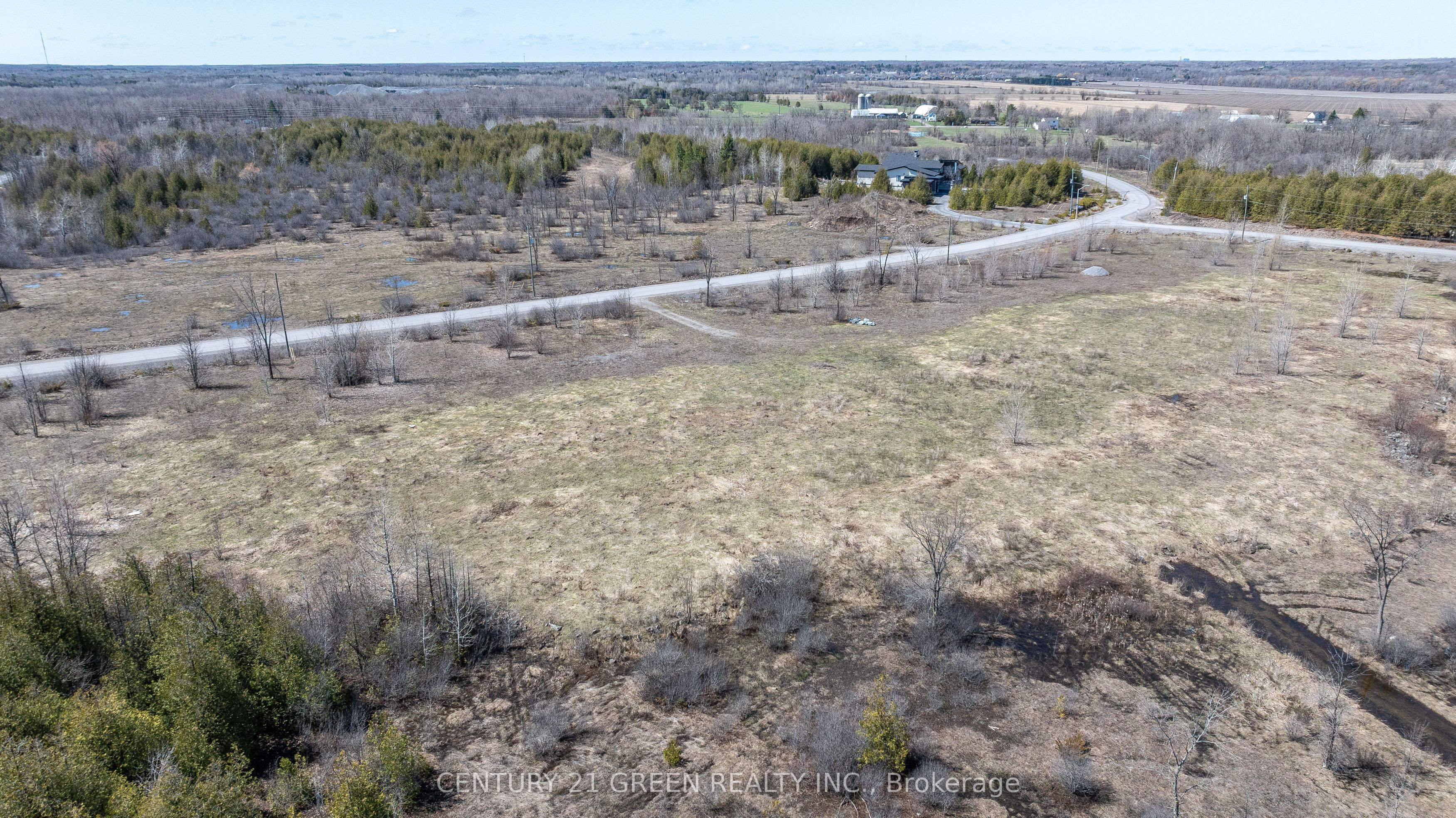 7901 Iveson Drive Property Photo 17