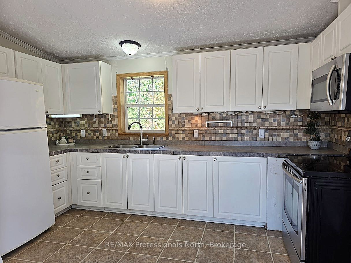 1013 Seventh Lane Property Photo 10