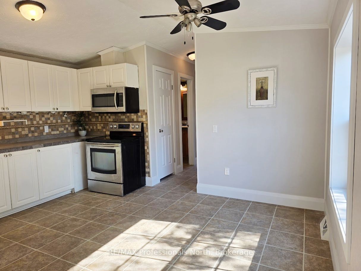 1013 Seventh Lane Property Photo 11
