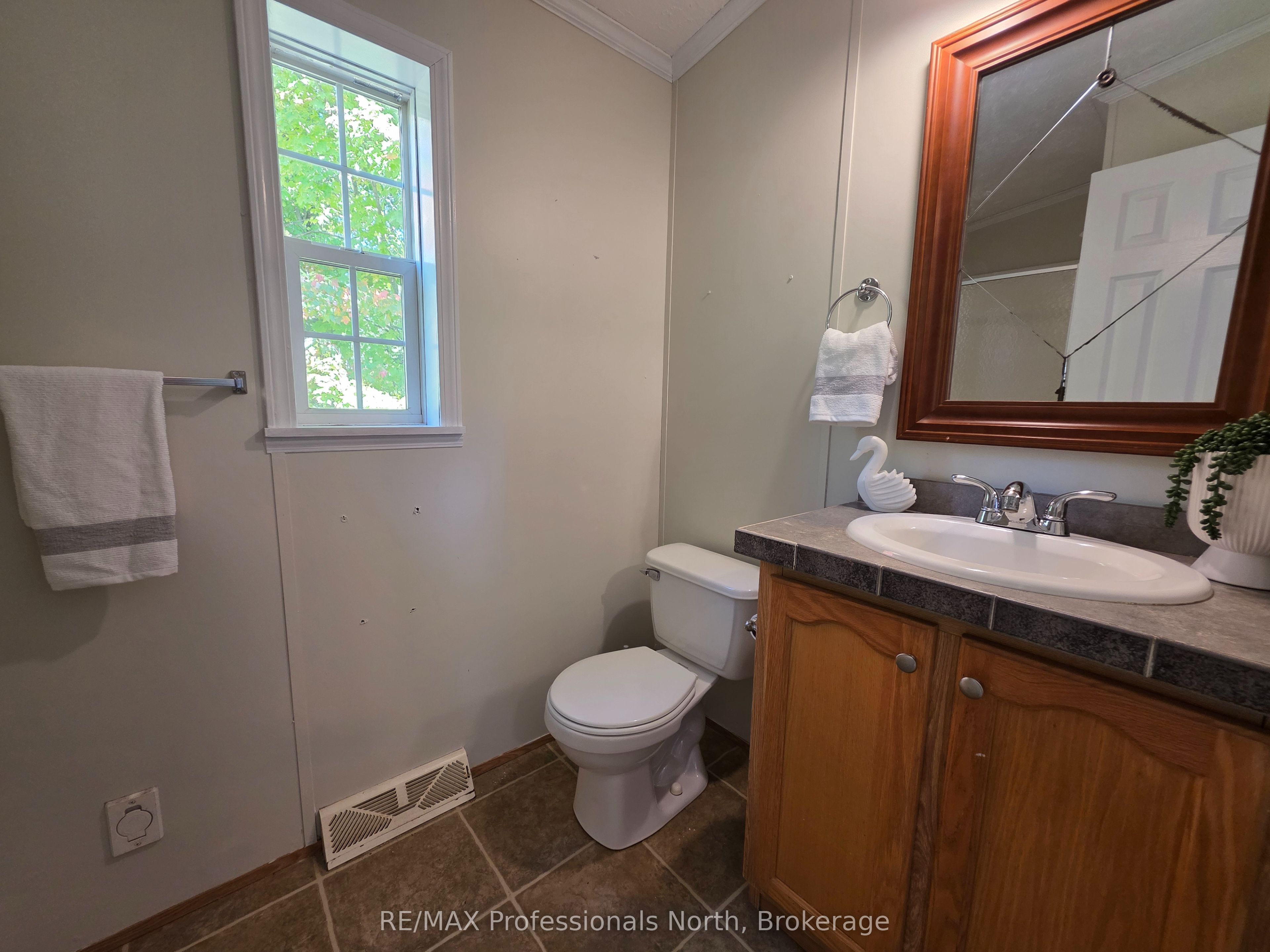 1013 Seventh Lane Property Photo 16